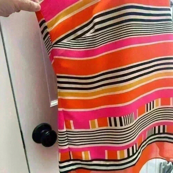 Rose + Olive sleeveless blouse, bright colors, with liner. - Picture 5 of 12